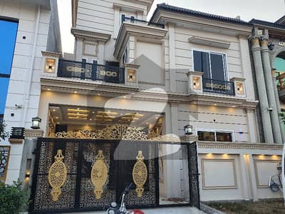 7 Marla Brand New House