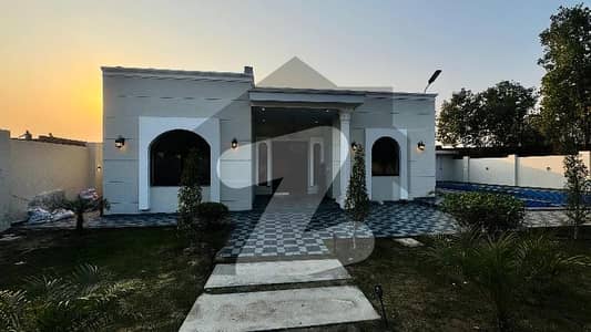 بیدیاں روڈ لاہور میں 2 کمروں کا 2 کنال فارم ہاؤس 3.5 کروڑ میں برائے فروخت۔