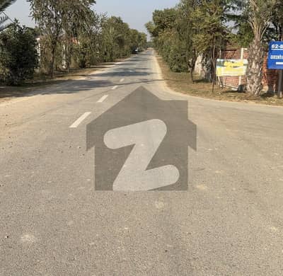 4 kanal plot in Barki Greenz Society surrounded with Farm Houses