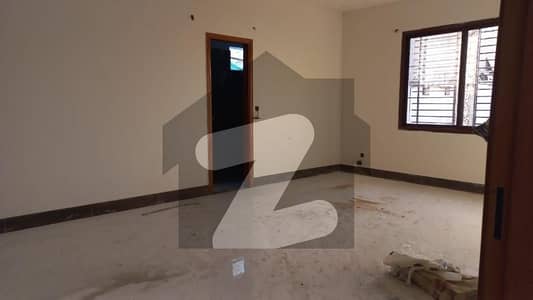 طارق روڈ کراچی میں 1 مرلہ دکان 1.25 کروڑ میں برائے فروخت۔