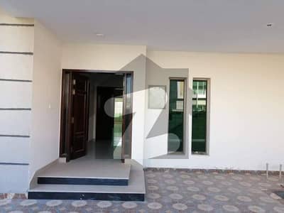 عسکری 6 ملیر کنٹونمنٹ,کینٹ,کراچی میں 5 کمروں کا 15 مرلہ مکان 7.1 کروڑ میں برائے فروخت۔