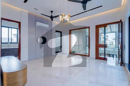 1 Kanal Brilliant Location Full House For Rent In DHA Phase 8