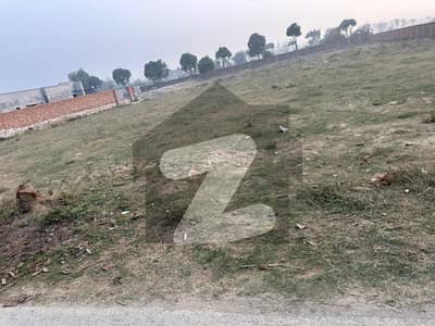 بیدیاں روڈ لاہور میں 4 کنال زرعی زمین 1.4 کروڑ میں برائے فروخت۔