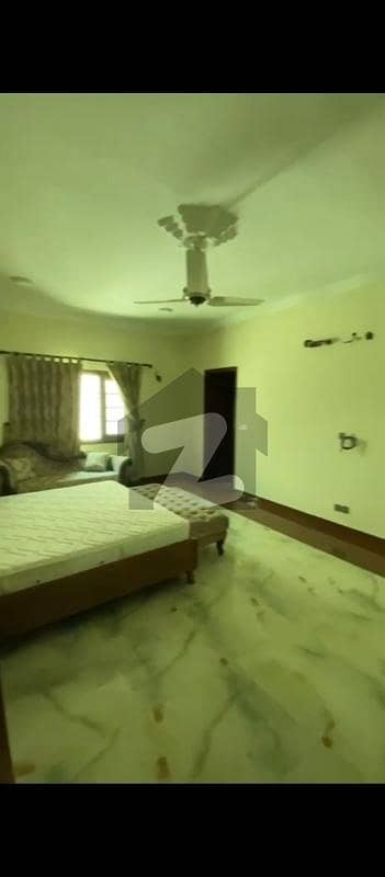 BUNGALOW FOR SALE OUT CLASS PRIME LOCATION BUNGALOW FOR SALE OUT CLASS PRIME LOCATION