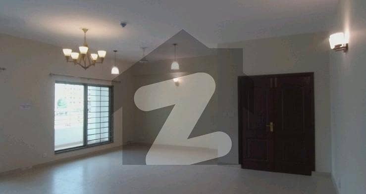 عسکری 10 عسکری,لاہور میں 3 کمروں کا 10 مرلہ فلیٹ 3.8 کروڑ میں برائے فروخت۔ عسکری 10 عسکری,لاہور میں 3 کمروں کا 10 مرلہ فلیٹ 3.8 کروڑ میں برائے فروخت۔