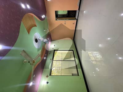 بنی گالہ اسلام آباد میں 3 کمروں کا 12 مرلہ زیریں پورشن 65.0 ہزار میں کرایہ پر دستیاب ہے۔