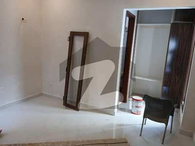 ڈی ایچ اے فیز 7 ایکسٹینشن ڈی ایچ اے ڈیفینس,کراچی میں 2 کمروں کا 5 مرلہ زیریں پورشن 80.0 ہزار میں کرایہ پر دستیاب ہے۔