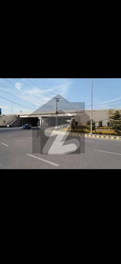 5 marla Commarcial plaza main boulevard