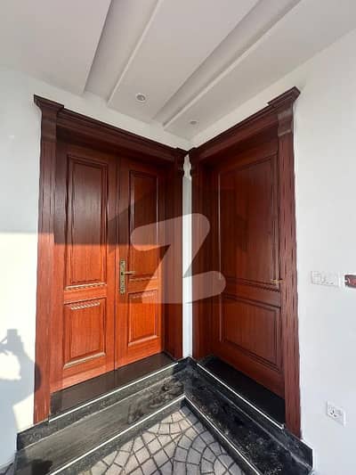 Ideal Location 8 Marla 7 Bedroom House Available For Rent In Bahria Enclave Islamabad