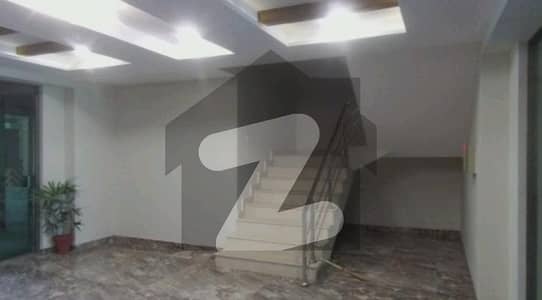 Flat Of 10 Marla Is Available For sale