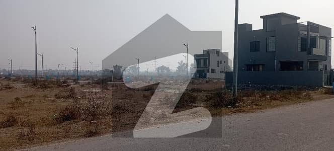 ڈی ایچ اے فیز9 پریزم - بلاک آر ڈی ایچ اے فیز9 پریزم,ڈی ایچ اے ڈیفینس,لاہور میں 5 مرلہ رہائشی پلاٹ 90.0 لاکھ میں برائے فروخت۔ ڈی ایچ اے فیز9 پریزم - بلاک آر ڈی ایچ اے فیز9 پریزم,ڈی ایچ اے ڈیفینس,لاہور میں 5 مرلہ رہائشی پلاٹ 90.0 لاکھ میں برائے فروخت۔