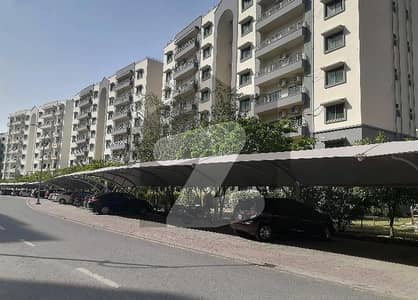 Good 10 Marla Flat For Sale In Askari 11