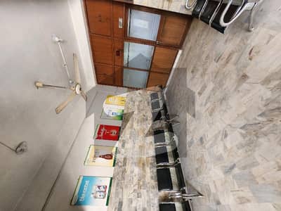 نارتھ کراچی کراچی میں 1 مرلہ دکان 2.2 کروڑ میں برائے فروخت۔