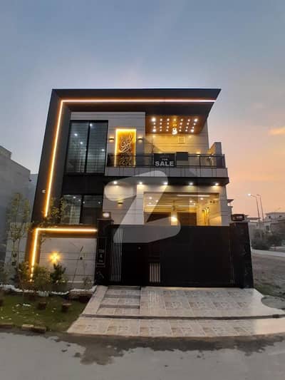 پارک ویو سٹی - ٹولپ اوورسیز پارک ویو سٹی,لاہور میں 4 کمروں کا 5 مرلہ مکان 2.3 کروڑ میں برائے فروخت۔