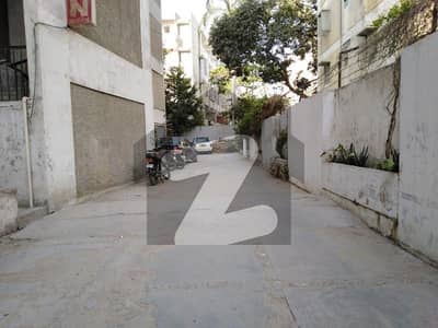 Beautifully Constructed Flat Is Available For sale In Gulshan-e-Iqbal - Block 13/A