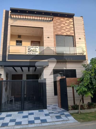 پارک ویو سٹی - ٹیولپ بلاک پارک ویو سٹی,لاہور میں 4 کمروں کا 5 مرلہ مکان 2.3 کروڑ میں برائے فروخت۔