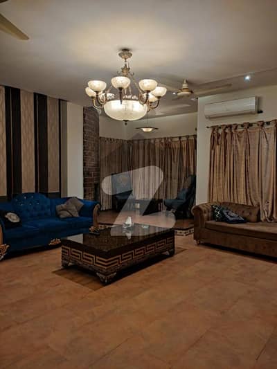 KANAL FULL HOUSE NEAR TO MARKET