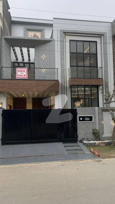 5 Marla Brand New Luxury House Available For Sale