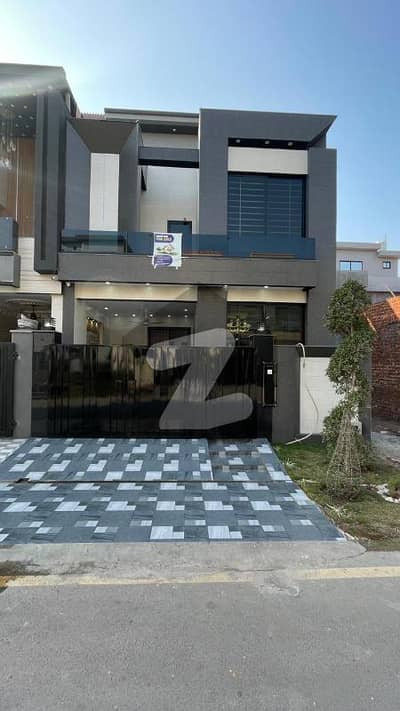 5 Marla Brand New Good Location House Available For Sale