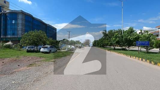 1023 SQUARE YARD COMMERCIAL PLOT FOR SALE IN G-13 MARKAZ