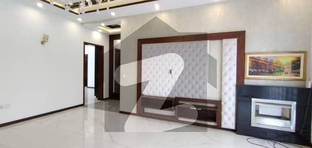 KANAL FULL HOUSE NEAR TO MARKET