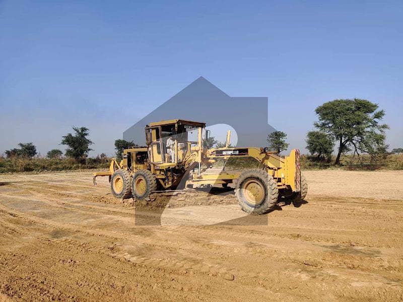 30x60 Level Park Facing Plot For Sale 30x60 Level Park Facing Plot For Sale