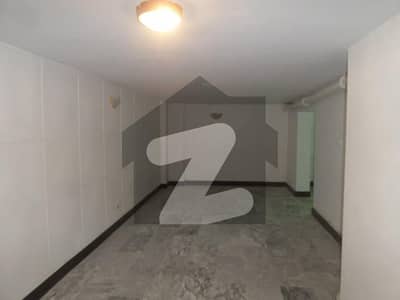 Ready To Buy A House 3200 Square Feet In G-9