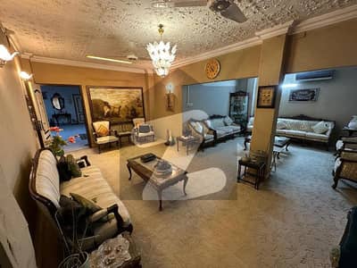 سندھی مسلم سوسائٹی - بلاک اے ایس ایم سی ایچ ایس ۔ سندھی مسلم سوسائٹی,جمشید ٹاؤن,کراچی میں 7 کمروں کا 1 کنال مکان 15.0 کروڑ میں برائے فروخت۔