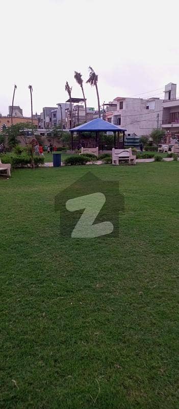 روک کوآپریٹو ہاؤسنگ سوسائٹی سکیم 33,کراچی میں 5 مرلہ رہائشی پلاٹ 1.05 کروڑ میں برائے فروخت۔