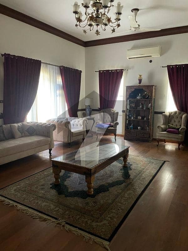 F-7 PLOT FOR SALE URGENTLY ONLY BUYERS CONTACT PLZ F-7 PLOT FOR SALE URGENTLY ONLY BUYERS CONTACT PLZ