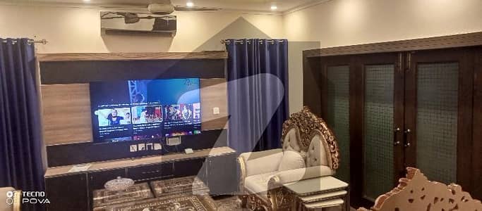 ای ۔ 7 اسلام آباد میں 7 کمروں کا 1 کنال مکان 56.0 کروڑ میں برائے فروخت۔