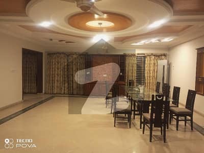 F-8/3 CORNER HOUSE FOR SALE PRIME LOCATION MORE DETAILS CONTACT WITH SERIES BUYER