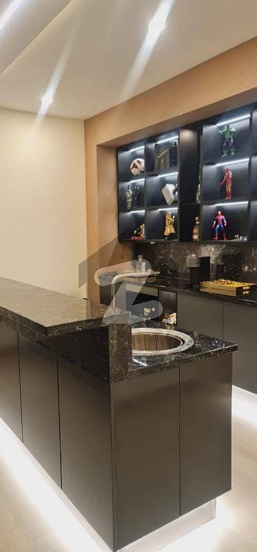 ایف ۔ 8 اسلام آباد میں 7 کمروں کا 1 کنال مکان 33.0 کروڑ میں برائے فروخت۔