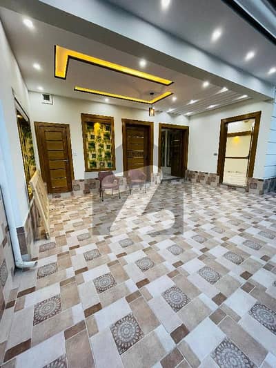 G-6 BUNGALOWS AVAILABLE FOR SALE PRIME LOCATION