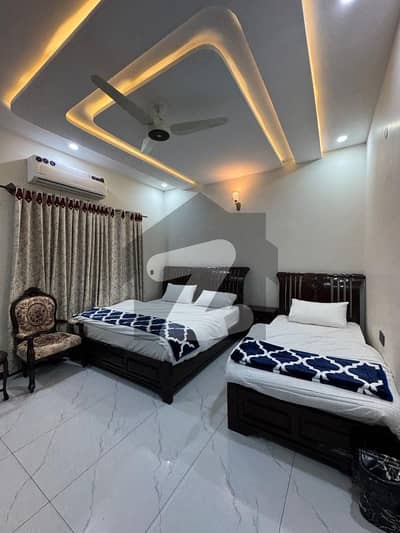 F-8 BEAUTIFUL AND PRIME LOCATION HOUSE FOR SALE