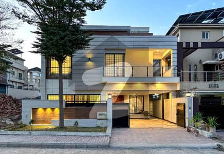 Double Unit House Lake View