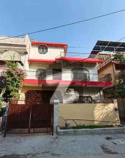 آئی ۔ 10/1 آئی ۔ 10,اسلام آباد میں 4 کمروں کا 4 مرلہ مکان 2.5 کروڑ میں برائے فروخت۔