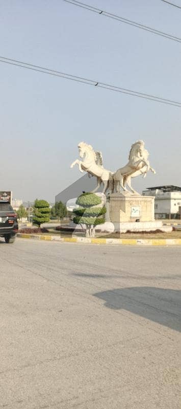 ایم پی سی ایچ ایس ۔ بلاک ایف ایم پی سی ایچ ایس ۔ ملٹی گارڈنز,بی ۔ 17,اسلام آباد میں 18 مرلہ رہائشی پلاٹ 1.95 کروڑ میں برائے فروخت۔