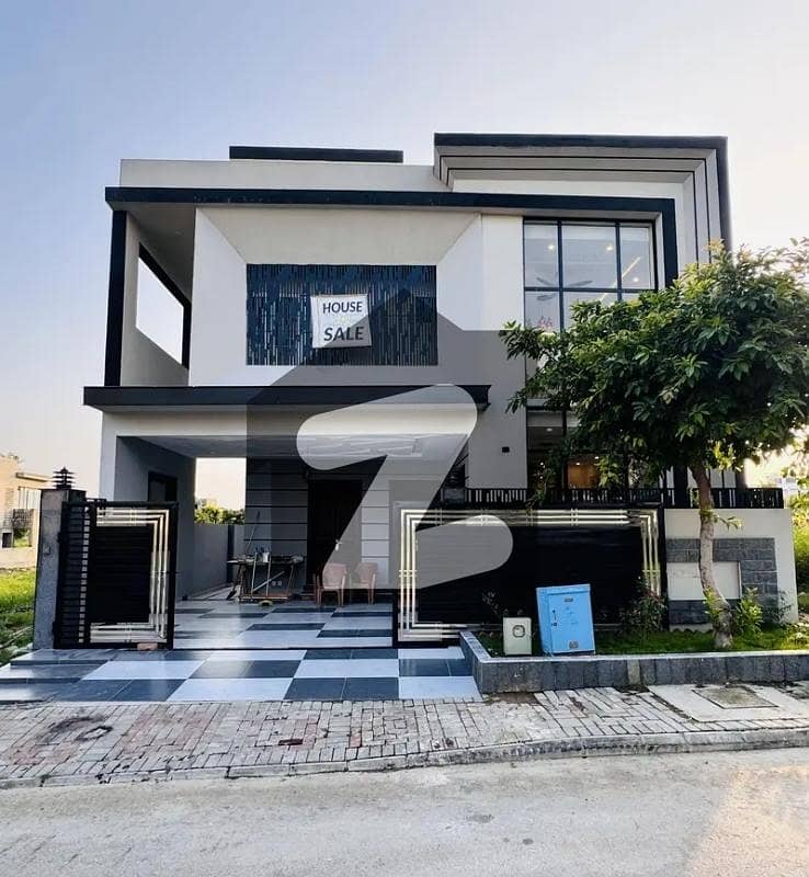 ٹاپ سٹی 1 اسلام آباد میں 5 کمروں کا 10 مرلہ مکان 4.45 کروڑ میں برائے فروخت۔ ٹاپ سٹی 1 اسلام آباد میں 5 کمروں کا 10 مرلہ مکان 4.45 کروڑ میں برائے فروخت۔