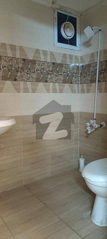 شادمان ٹاؤن - سیکٹر 14 / بی شادمان,نارتھ ناظم آباد,کراچی میں 2 کمروں کا 5 مرلہ فلیٹ 1.05 کروڑ میں برائے فروخت۔