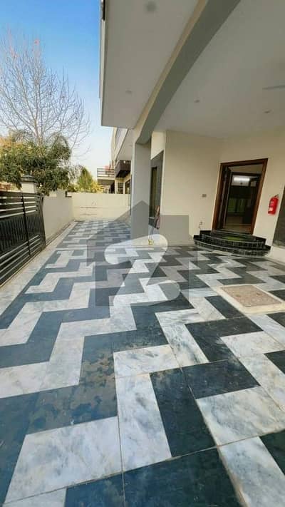1 Kanal Used Beautiful And Stylish House Up For Sale In Dha2 Islamabad.