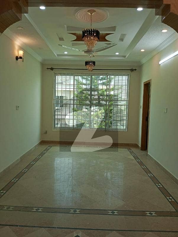 جی ۔ 13 اسلام آباد میں 5 کمروں کا 8 مرلہ مکان 1.7 لاکھ میں کرایہ پر دستیاب ہے۔ جی ۔ 13 اسلام آباد میں 5 کمروں کا 8 مرلہ مکان 1.7 لاکھ میں کرایہ پر دستیاب ہے۔