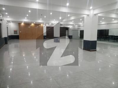 آئی ۔ 10 اسلام آباد میں 1 کنال دفتر 27.0 لاکھ میں کرایہ پر دستیاب ہے۔