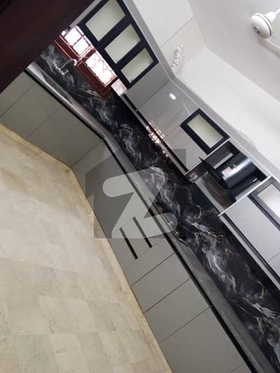 ڈی ایچ اے فیز 6 ڈی ایچ اے ڈیفینس,کراچی میں 3 کمروں کا 1 کنال بالائی پورشن 3.0 لاکھ میں کرایہ پر دستیاب ہے۔