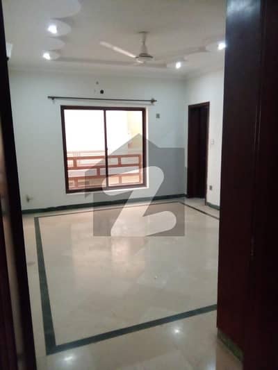 بحریہ ٹاؤن فیز 3 بحریہ ٹاؤن راولپنڈی,راولپنڈی میں 4 کمروں کا 1 کنال بالائی پورشن 90.0 ہزار میں کرایہ پر دستیاب ہے۔ بحریہ ٹاؤن فیز 3 بحریہ ٹاؤن راولپنڈی,راولپنڈی میں 4 کمروں کا 1 کنال بالائی پورشن 90.0 ہزار میں کرایہ پر دستیاب ہے۔