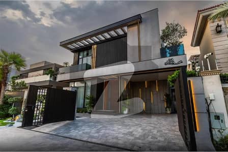 ڈی ایچ اے فیز 6 ڈیفنس (ڈی ایچ اے),لاہور میں 5 کمروں کا 1 کنال مکان 8.25 کروڑ میں برائے فروخت۔