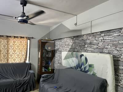 3 bed 1500 Sq Ft Apppartment Available For Rent