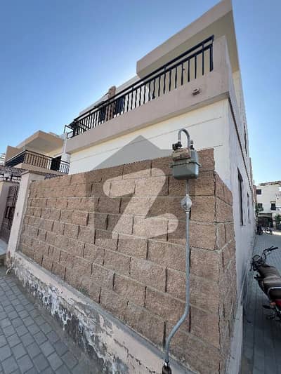 صائمہ ایلیٹ ولاز ملیر,کراچی میں 3 کمروں کا 5 مرلہ مکان 2.75 کروڑ میں برائے فروخت۔