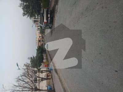 بحریہ ٹاؤن فیز 8 ۔ بلاک اے بحریہ ٹاؤن فیز 8,بحریہ ٹاؤن راولپنڈی,راولپنڈی میں 1 کنال رہائشی پلاٹ 2.0 کروڑ میں برائے فروخت۔