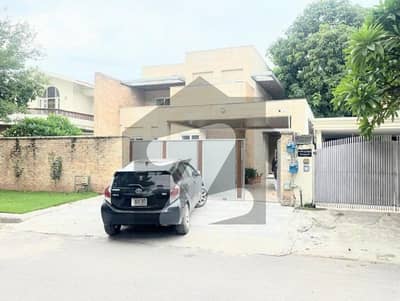 F-10 Stlyish brand new House Available For sale beautiful location